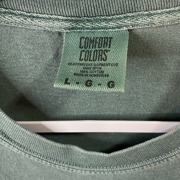 Comfort colors T-shirt - Picture 4 of 5